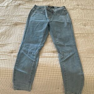 Women’s Judy Blue pull on jeans skinny fit